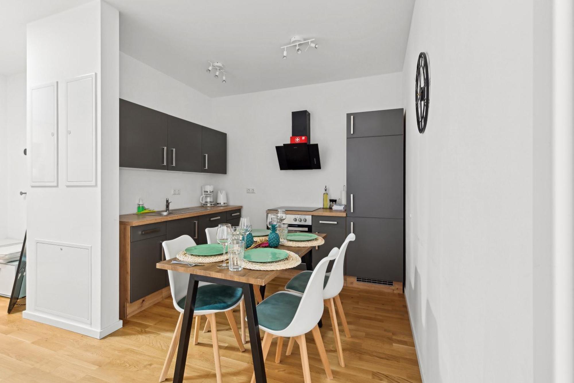 Sali Homes R3 - Cozy Retreat By Roter Main River Apartment